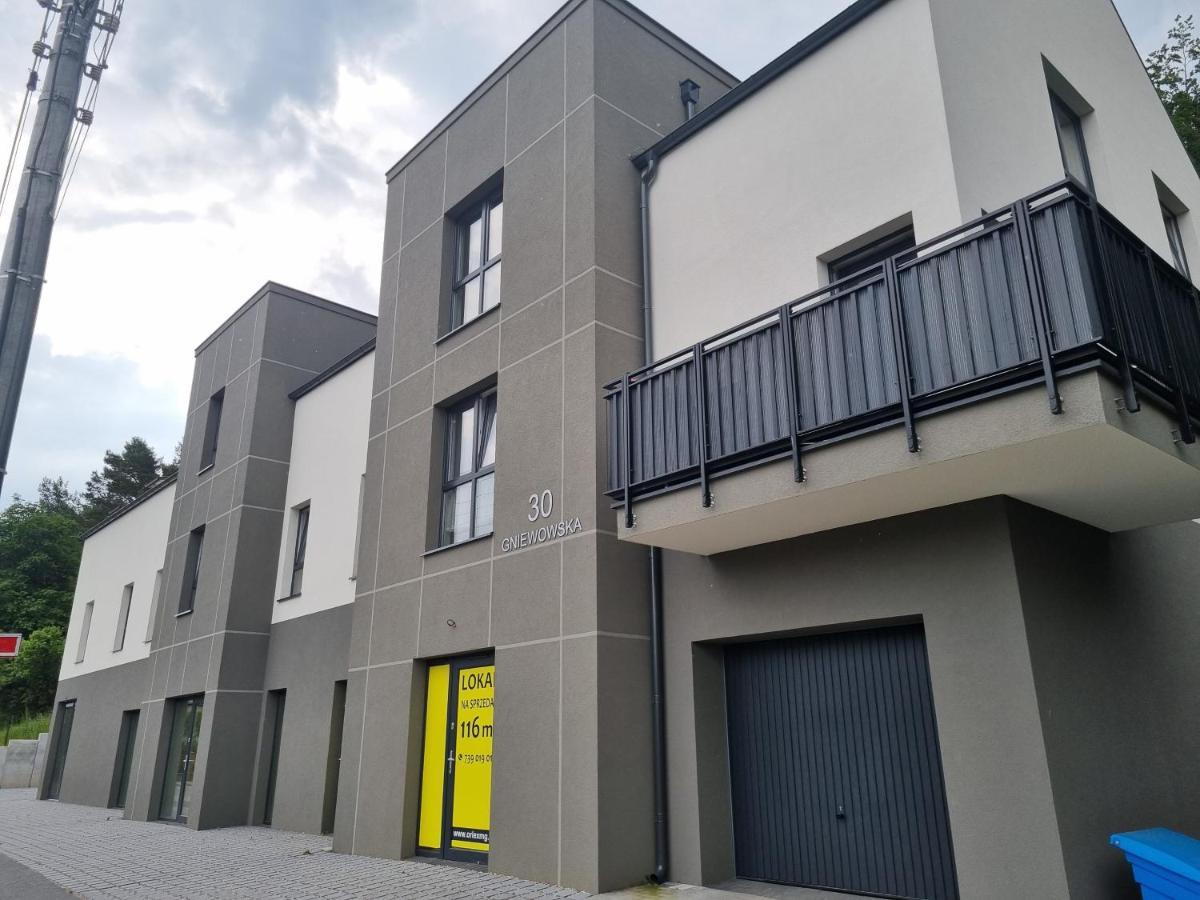 Komfortowy Apartament Przy Lesie Wejherowo Exterior photo